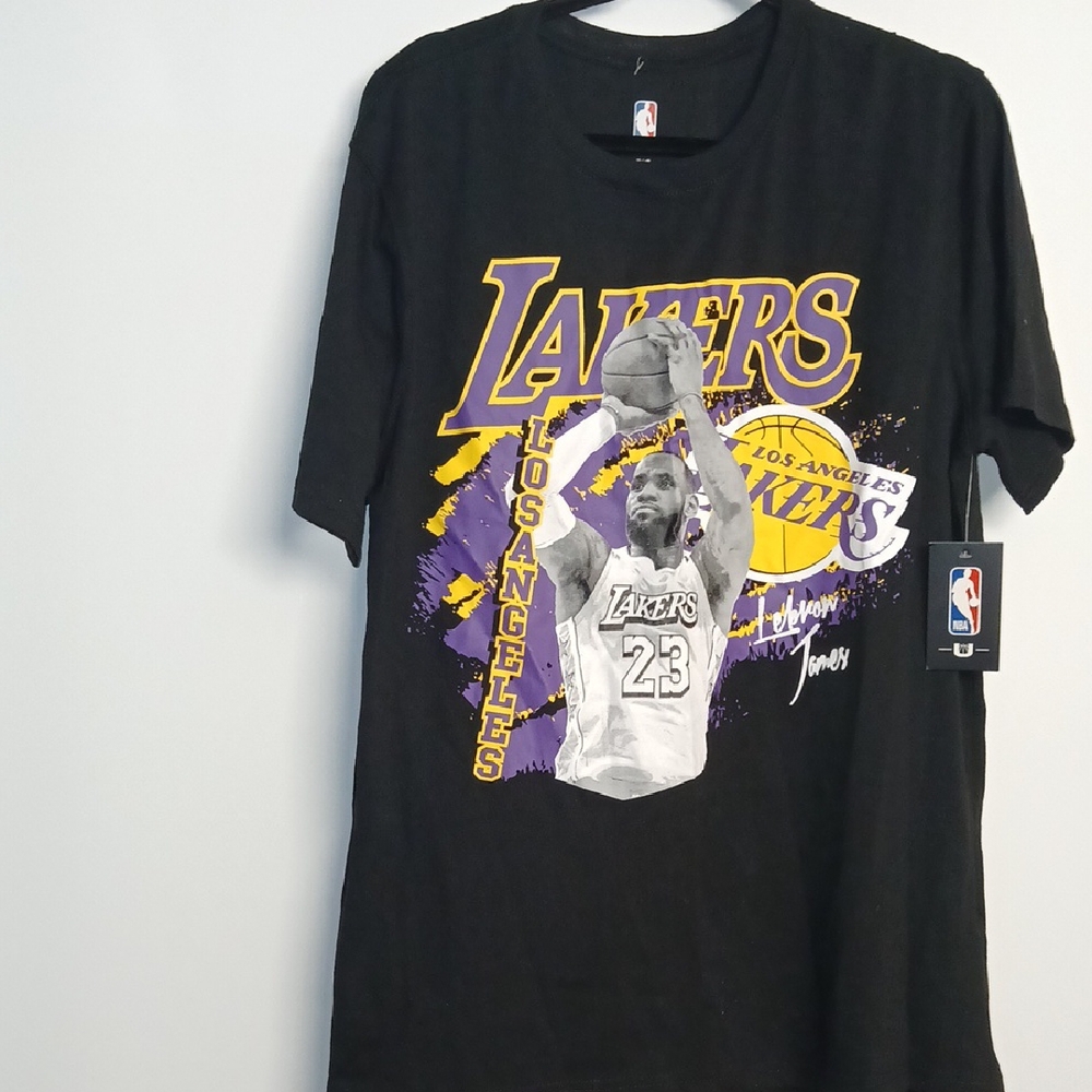 NBA Los Angeles Lakers Graphic T Shirt Size Large NWT